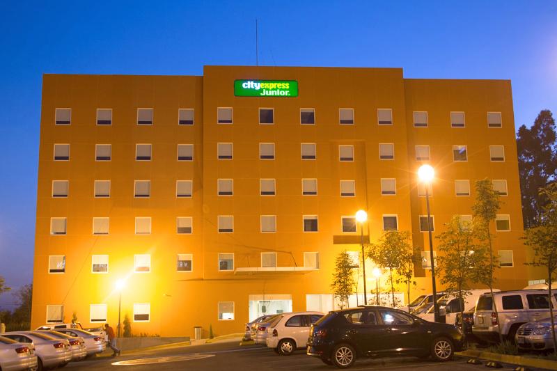 فندق City Express Junior By Marriott Puebla Finsa