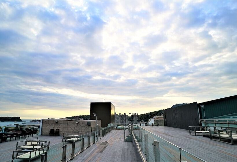 هتل City Suites  Kaohsiung Chenai