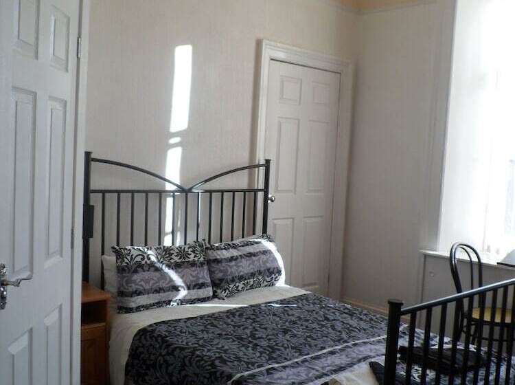 בית מלון כפרי Clarin Guest House