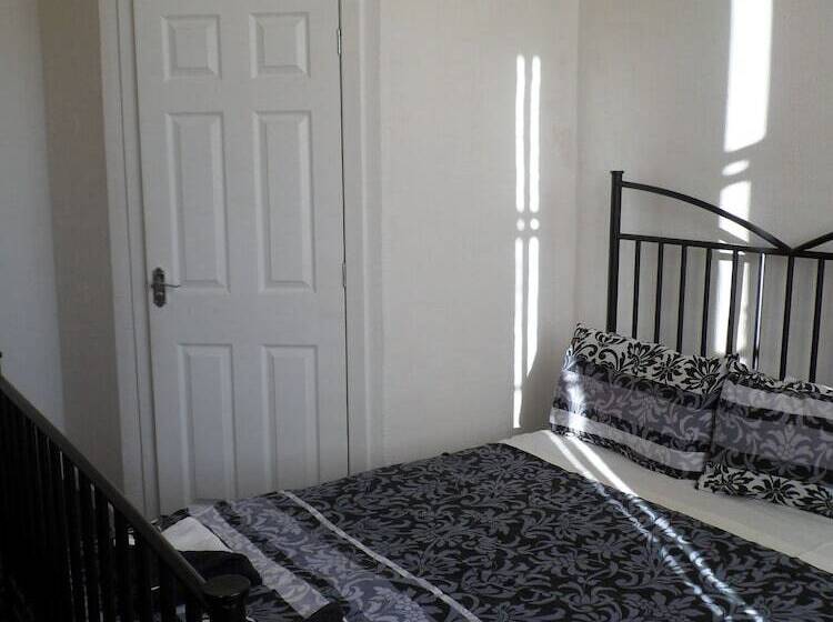 בית מלון כפרי Clarin Guest House