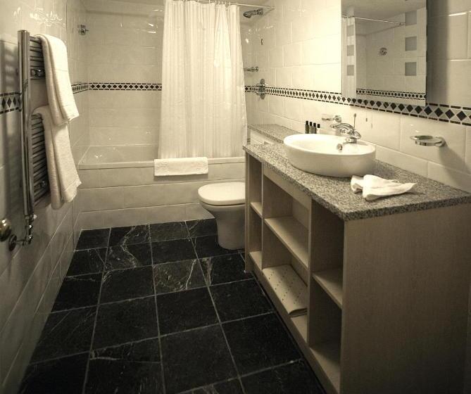 Отель Colwick Hall