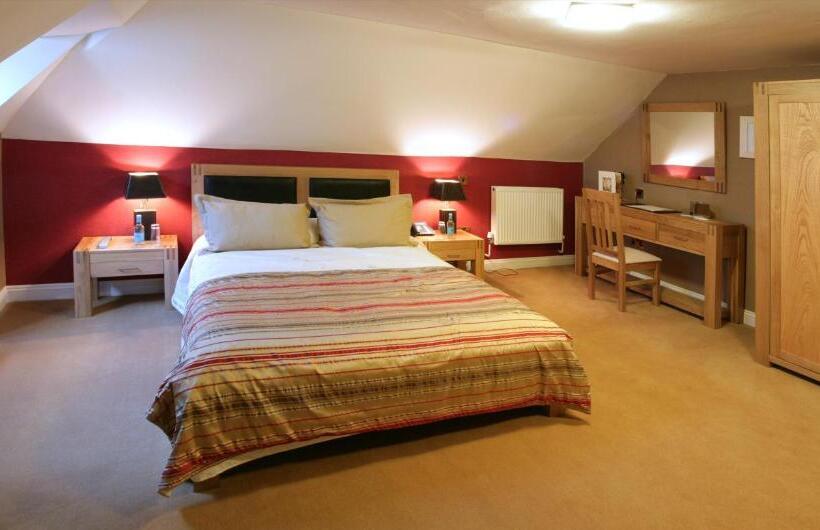 Отель Colwick Hall