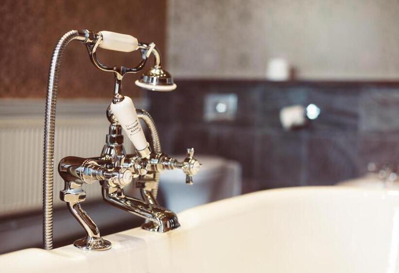 Отель Colwick Hall