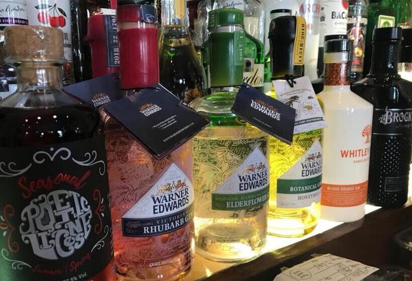 Отель Colwick Hall