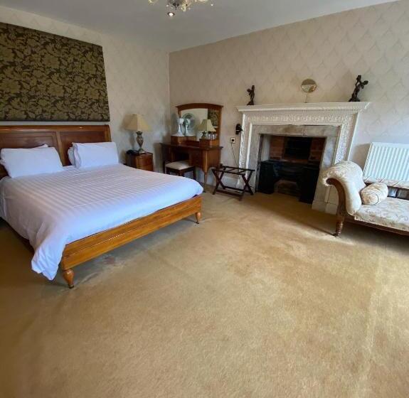 Отель Colwick Hall