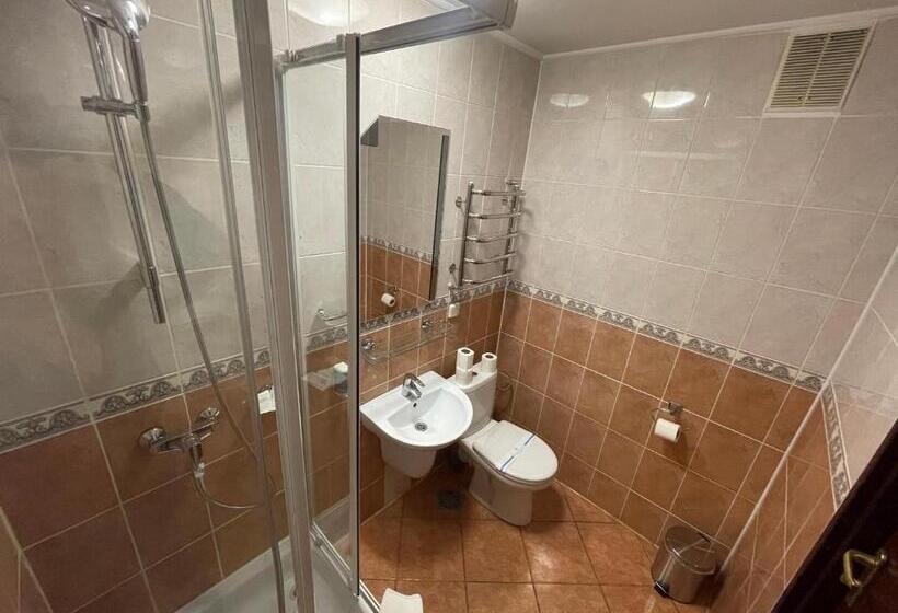 هتل Complex Ukraine