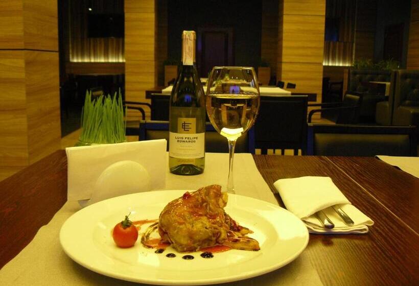 هتل Complex Ukraine