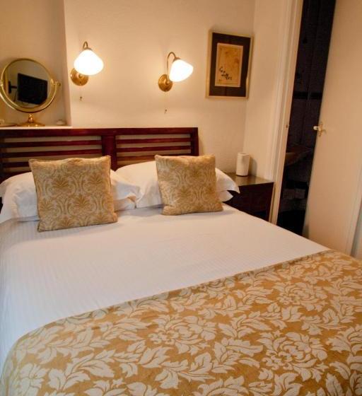 ホテル Crescent Guest House