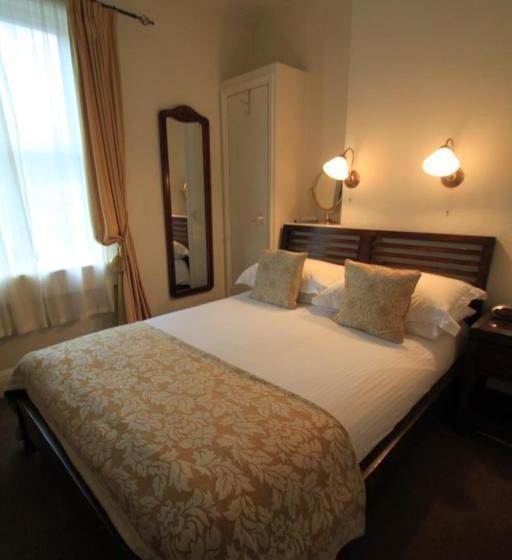 ホテル Crescent Guest House