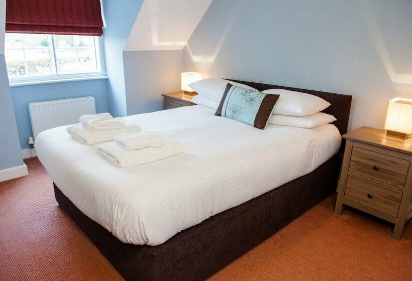 ホテル Cricket Field House