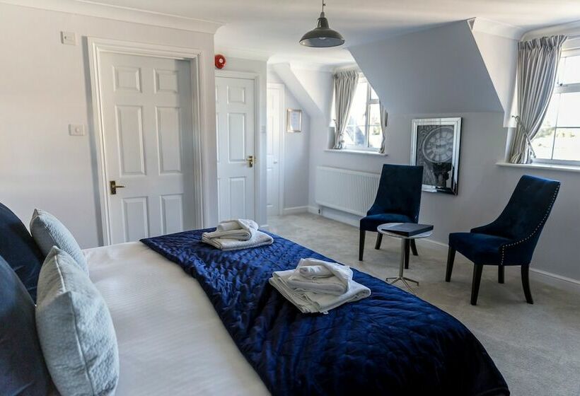 ホテル Cricket Field House