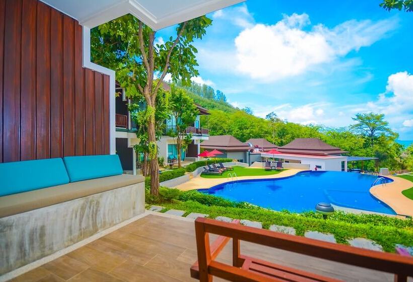 בית מלון כפרי Crystal Wild Resort Panwa Phuket