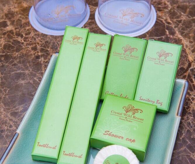 בית מלון כפרי Crystal Wild Resort Panwa Phuket