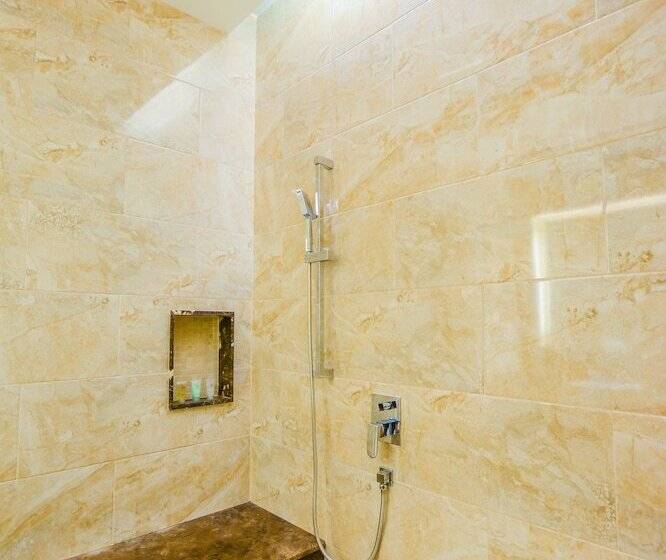 בית מלון כפרי Crystal Wild Resort Panwa Phuket