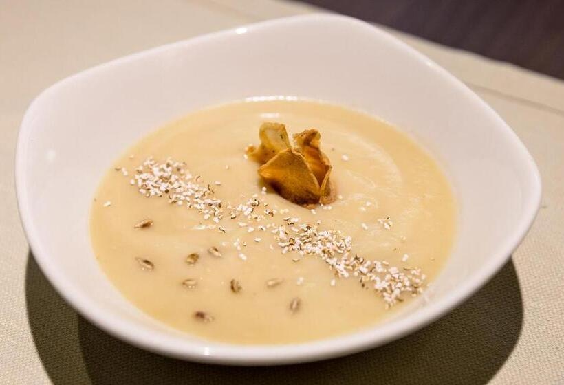 בית מלון כפרי Desilva Premium Opole