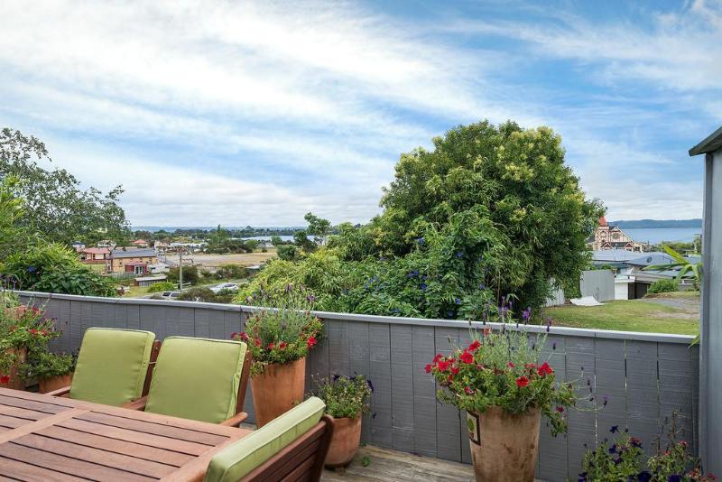 ホテル Diana's Place Lake Road Lodge