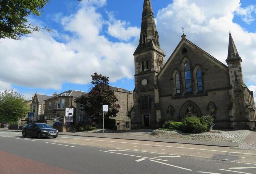 בית מלון כפרי Duthus Lodge Guest House