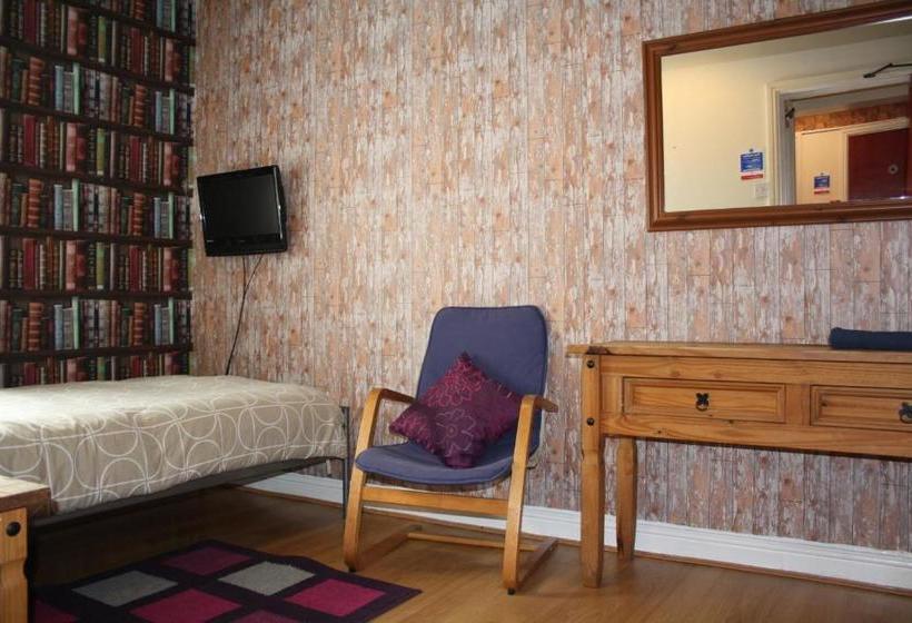 هتل East Midlands Guesthouse