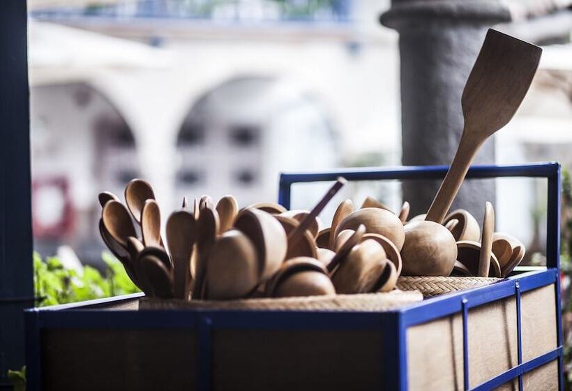 ホテル El Mercado