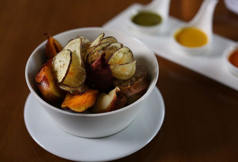 ホテル El Mercado