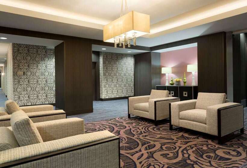 هتل Embassy Suites Louisville Downtown