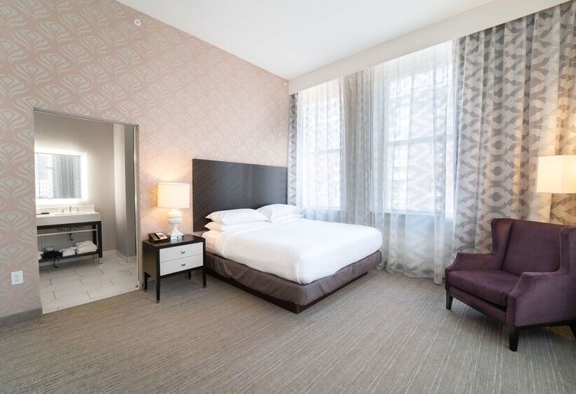 هتل Embassy Suites Louisville Downtown