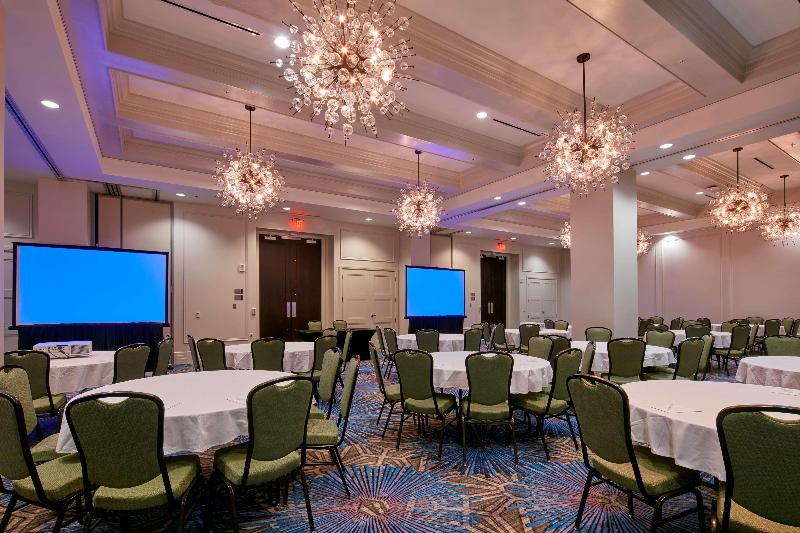 هتل Embassy Suites Louisville Downtown