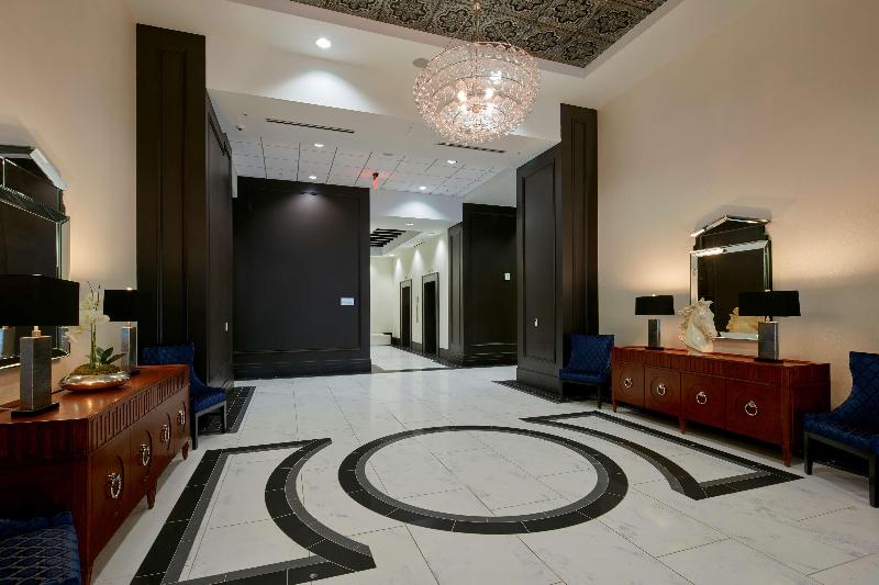 هتل Embassy Suites Louisville Downtown