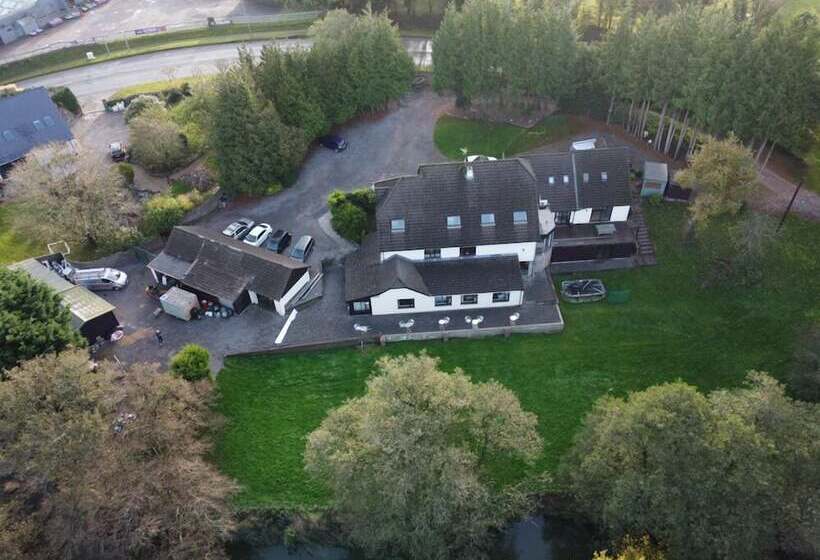 Отель Ewenny Farm Guest House