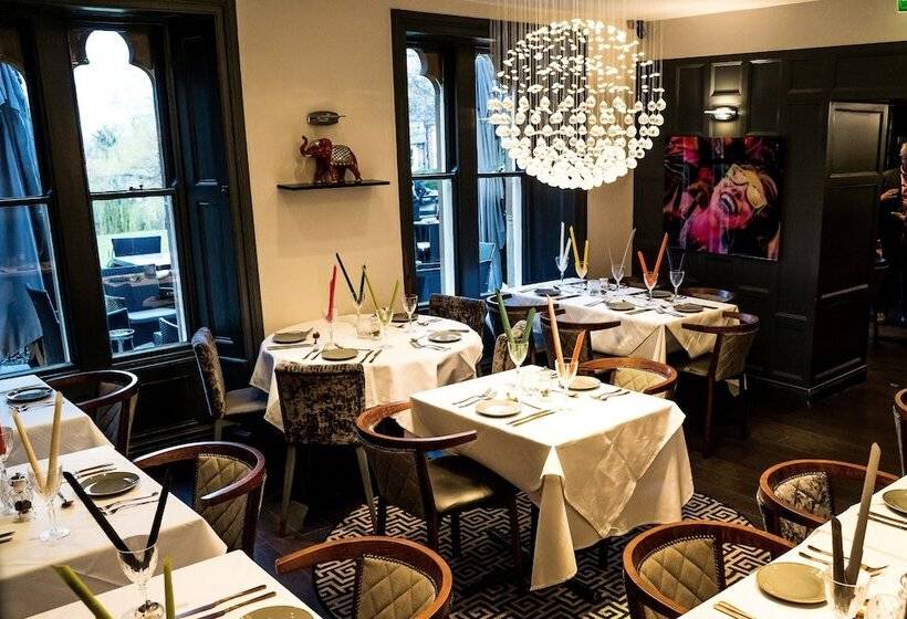 ホテル Farnley Tower Guesthouse