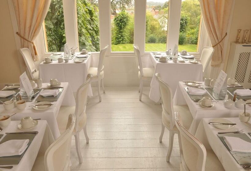 ホテル Farnley Tower Guesthouse