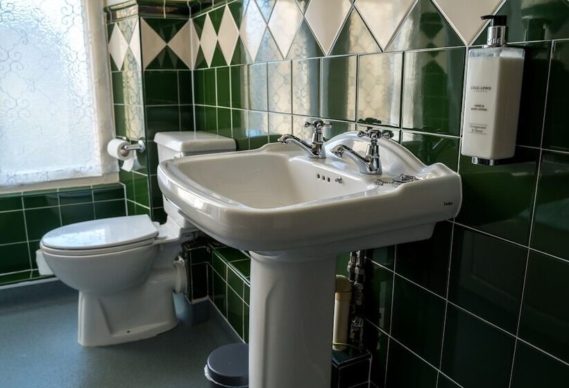 ホテル Farnley Tower Guesthouse