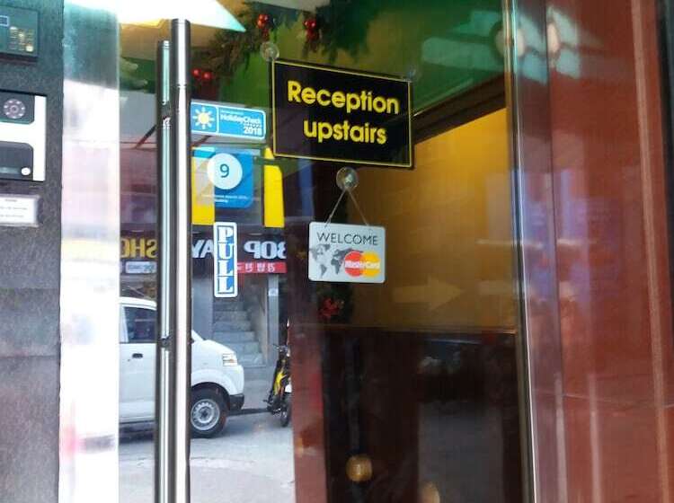 בית מלון כפרי Fields Walking Street