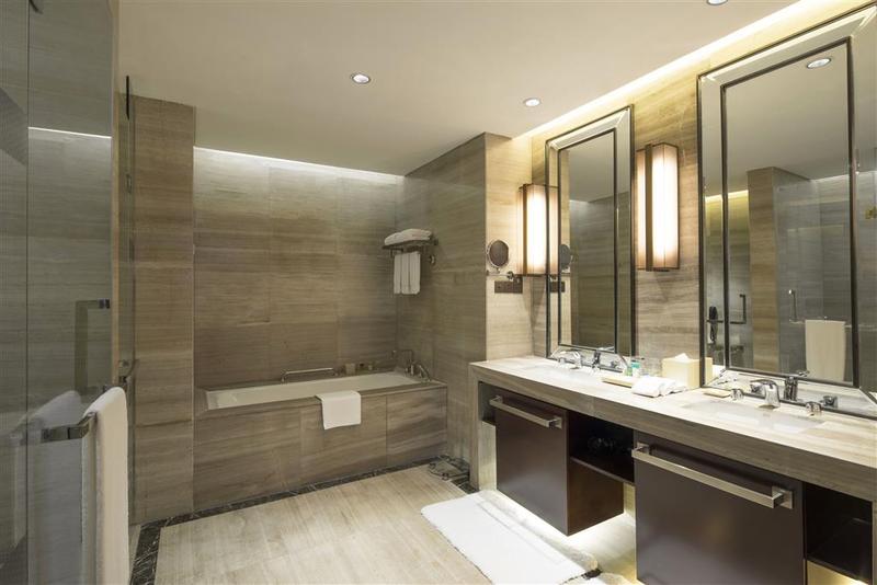 هتل Four Points By Sheraton Hefei, Shushan