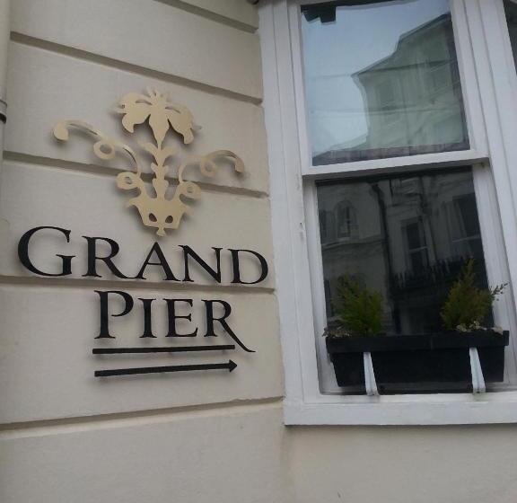 Отель Grand Pier Guest House