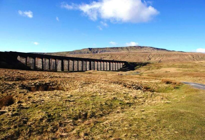 בית מלון כפרי Grassington Lodge