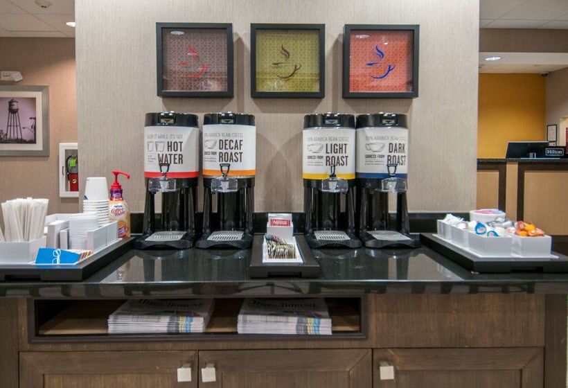 فندق Hampton Inn Hernando