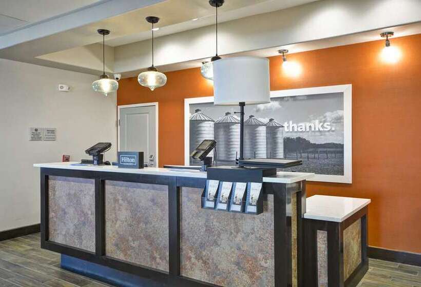 호텔 Hampton Inn Kenedy