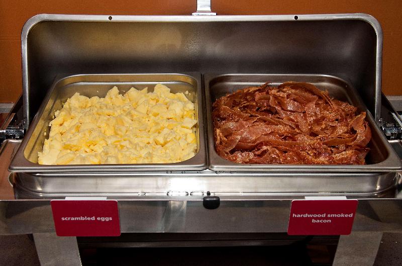 Отель Hampton Inn & Suites Ada