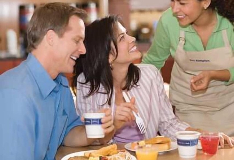 فندق Hampton Inn & Suites Ada