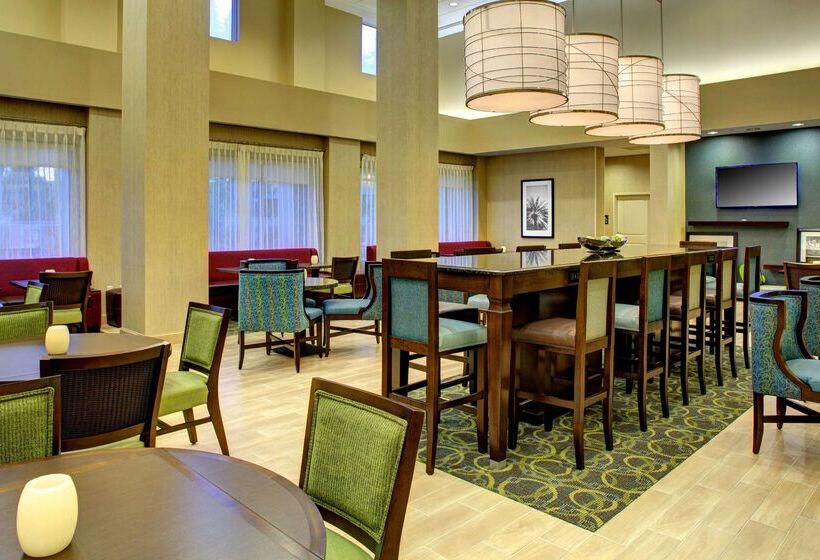 فندق Hampton Inn & Suites Coconut Creek