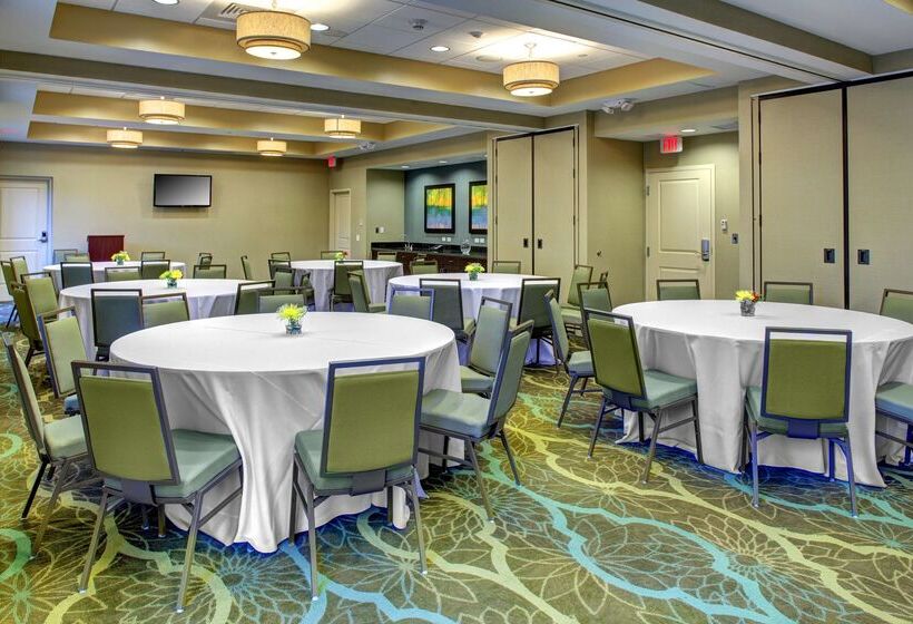 فندق Hampton Inn & Suites Coconut Creek