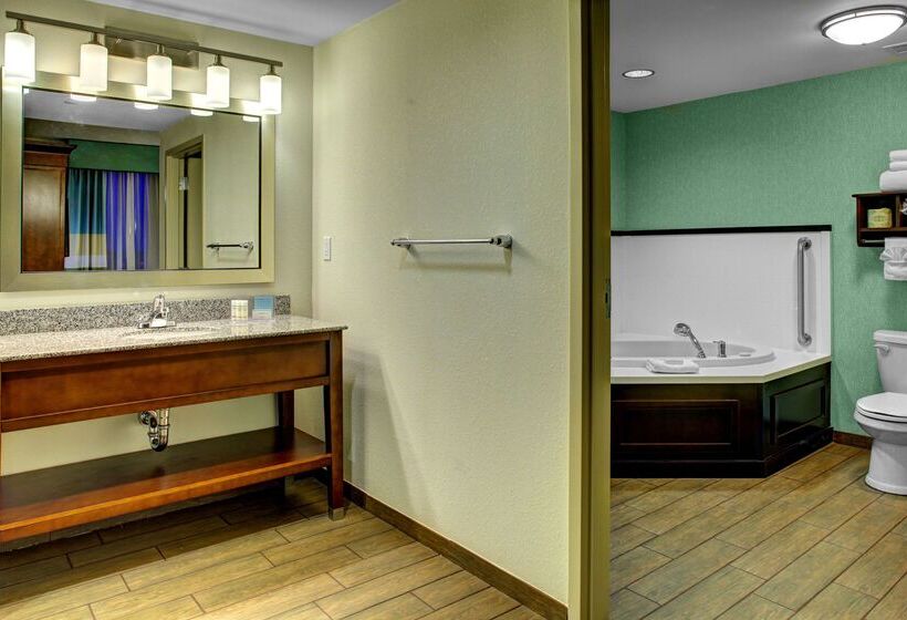 فندق Hampton Inn & Suites Coconut Creek