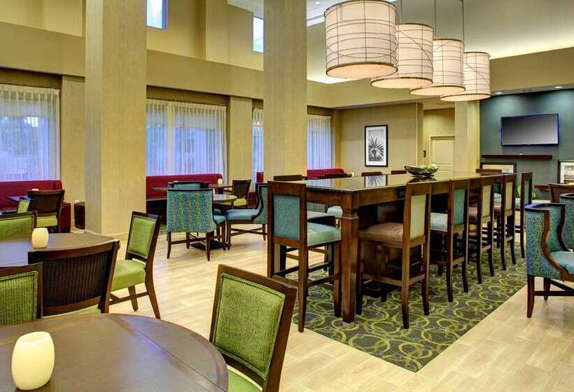 فندق Hampton Inn & Suites Coconut Creek
