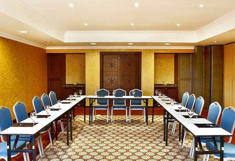 فندق Hilton Alexandria King S Ranch