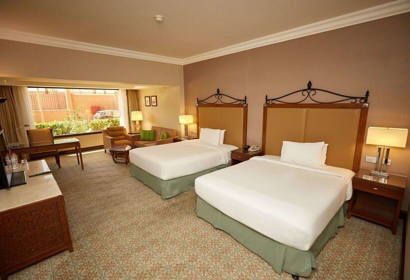 فندق Hilton Alexandria King S Ranch