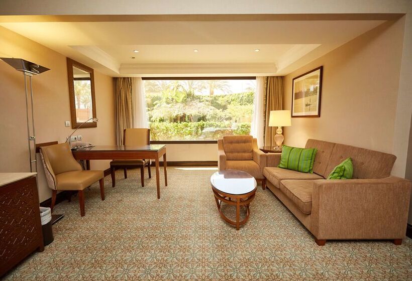 فندق Hilton Alexandria King S Ranch