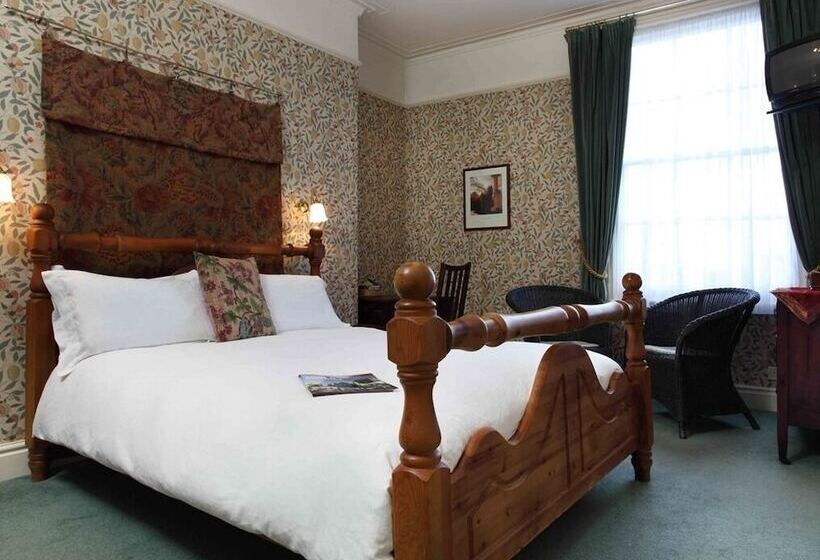 בית מלון כפרי Holmwood House Guest Accommodation