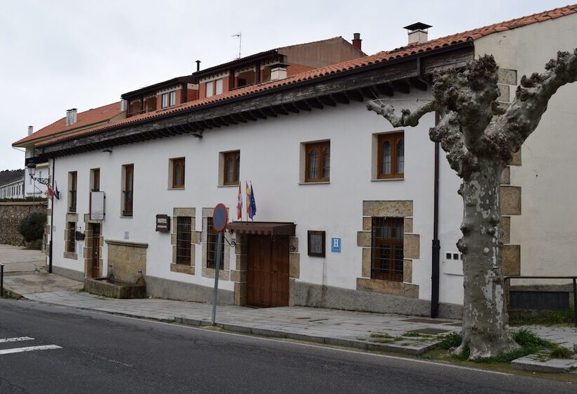 Hospedium Hotel La Fuente