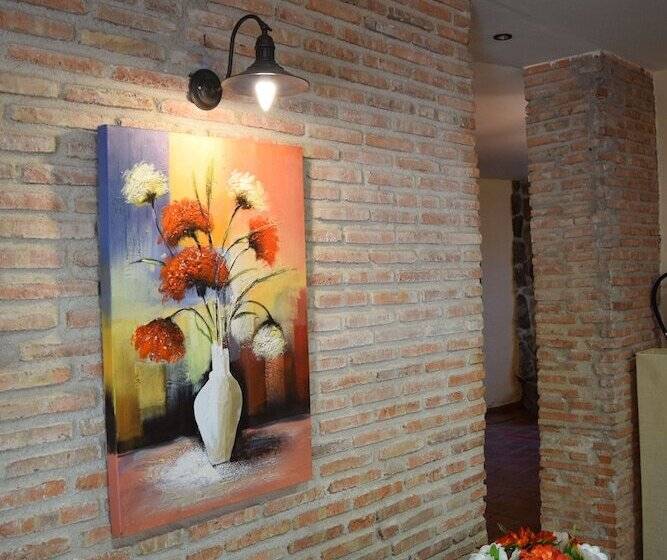 Hospedium Hotel La Fuente